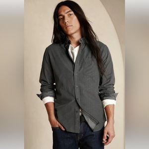 Banana Republic Button Down NWOT